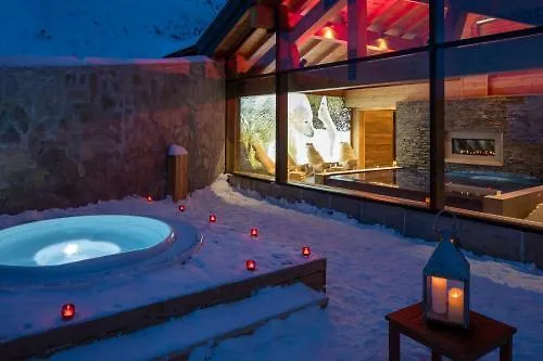 Ours Blanc Hotel & Spa