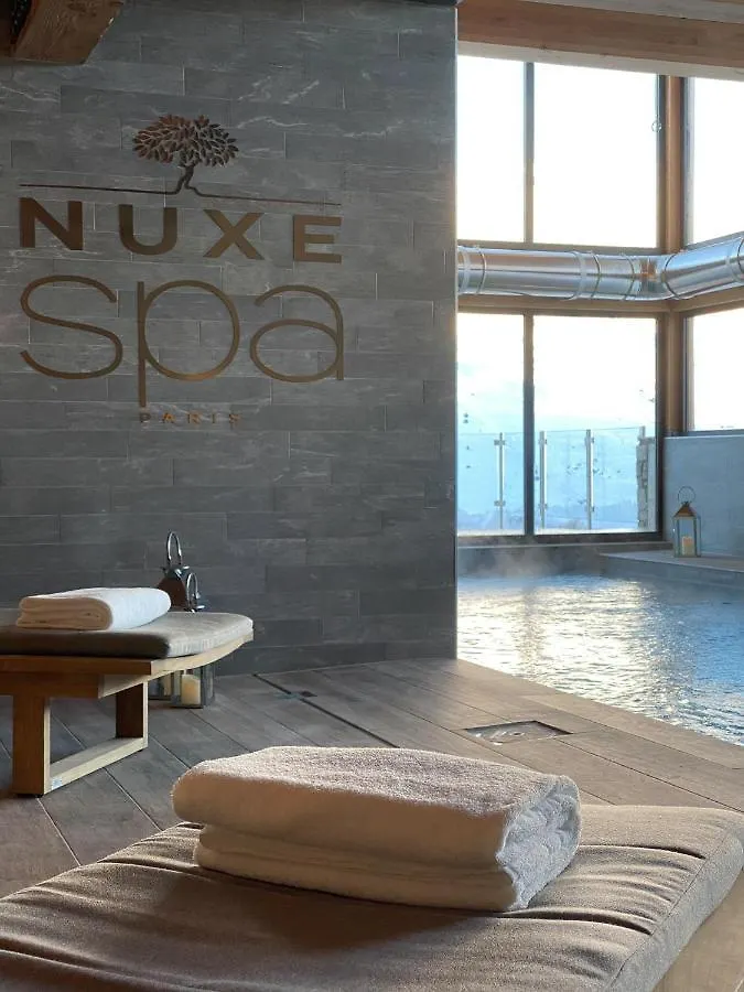 Ours Blanc Hotel & Spa France