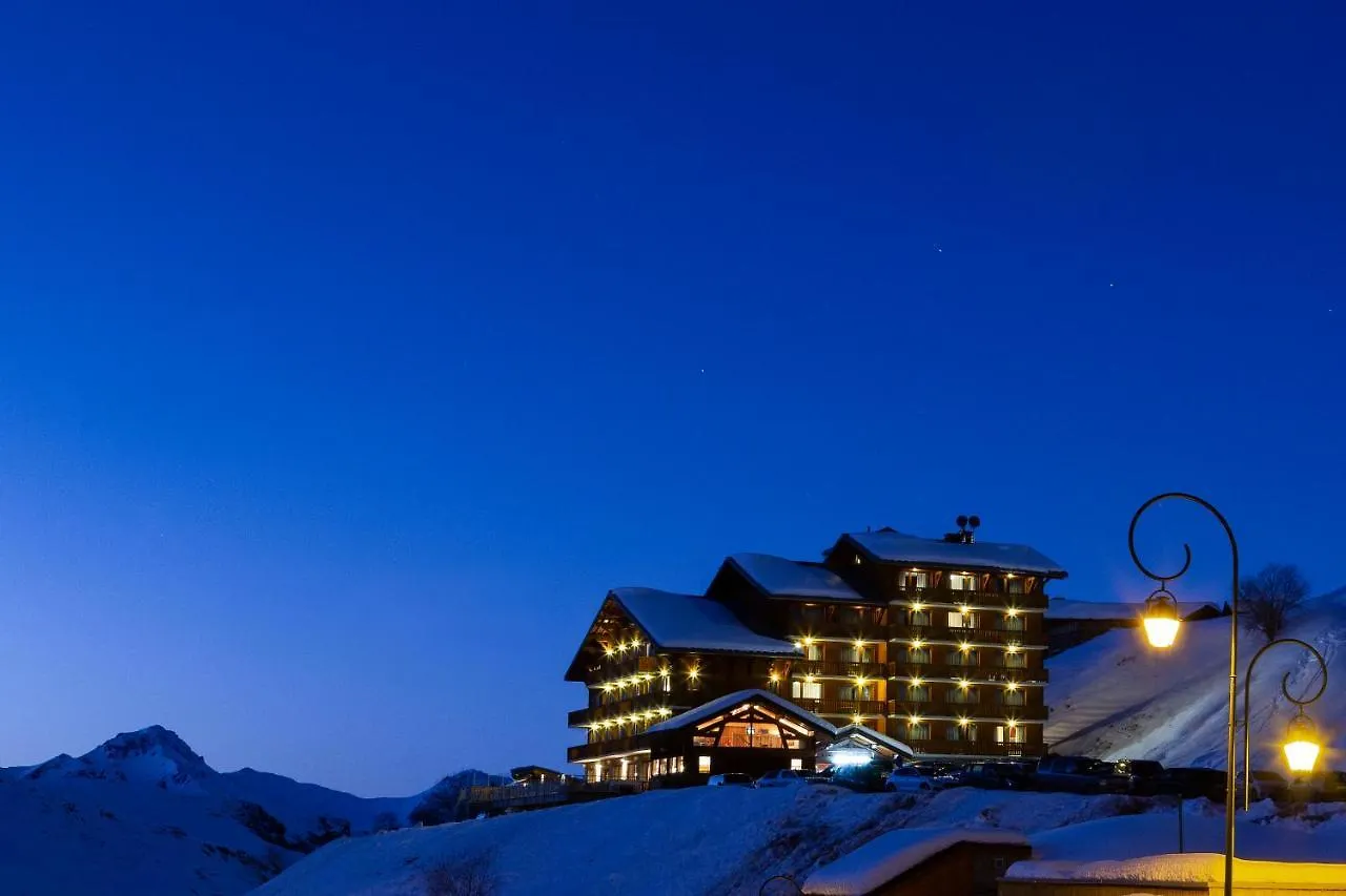 Ours Blanc Hotel & Spa