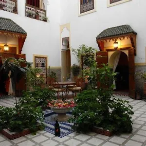 Riad Dalia ***