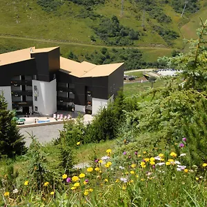 Azureva Les Menuires Apartahotel